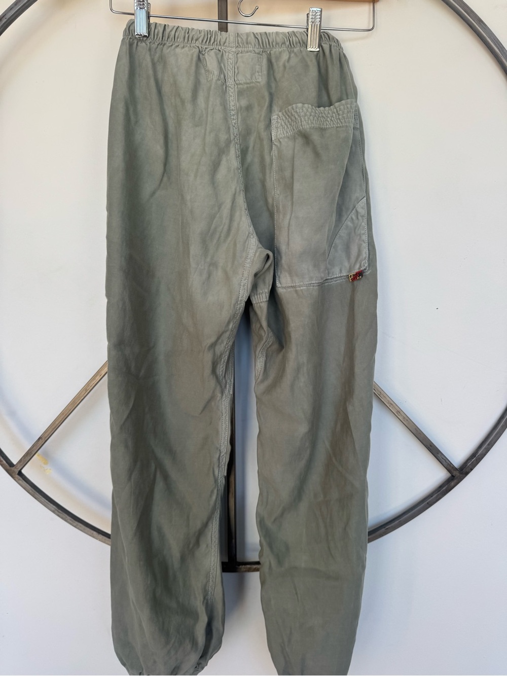 FLAP/SNAP FREECITY MATTE/SATIN AIRJUMP pant - silver rock - - Picture 4 of 10